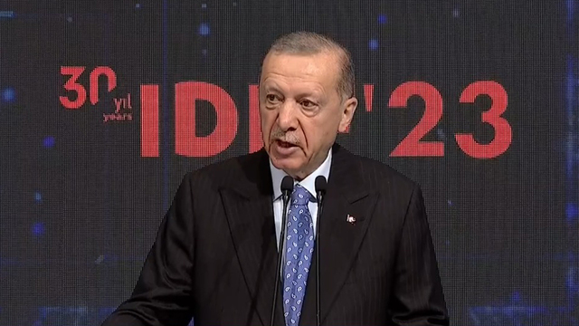 Cumhurbaşkanı Erdoğan: “Korkaklar zafer anıtı dikemez”