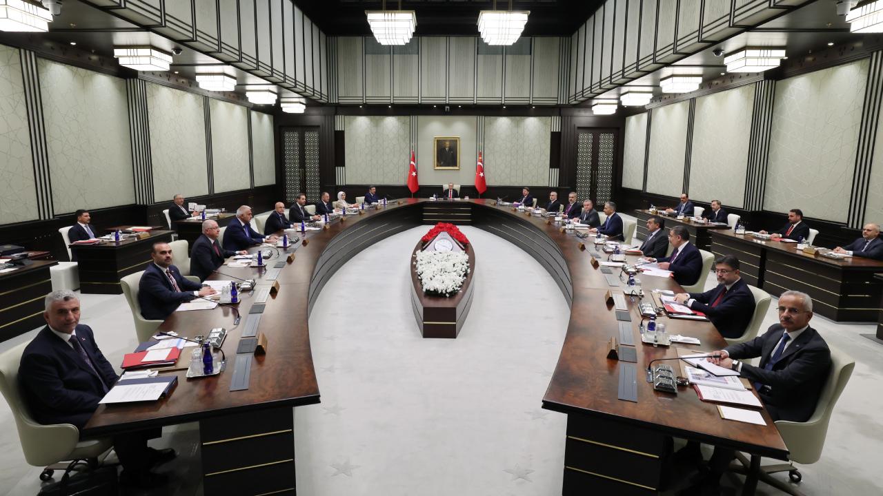 23 general ve amiral bir üst rütbeye yükseltildi