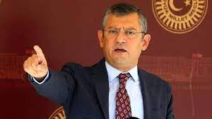 CHP lideri Özel’den başıboş köpek açıklaması: ‘1,5-2 yılda bu iş kontrol altına alınır’