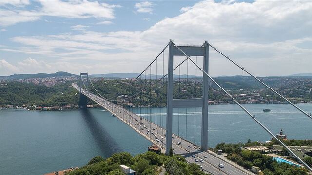 Otoyol ve köprü geçiş ücretlerine zam yapıldı!