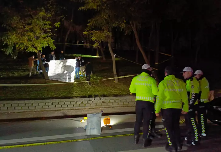 İstanbul’da korkunç saldırı! Silahla ateş açarak durdurdular! Kaçarken ikisi de vuruldu: 1 ölü, 1 yaralı…