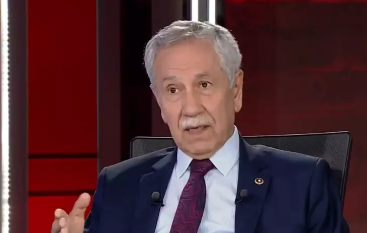 Bülent Arınç, Özgür Özel ile olan anısını yıllar sonra ilk defa anlattı: ‘O benim kahramanımdır’