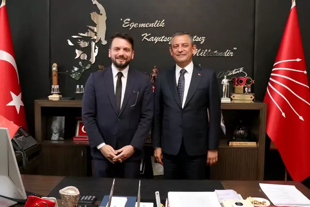 Taha Hüseyin Karagöz tepkisi! Önce Özgür Özel ile görüştü… Çok sert yorumlar: ‘Trol ve hain’ benzetmesi