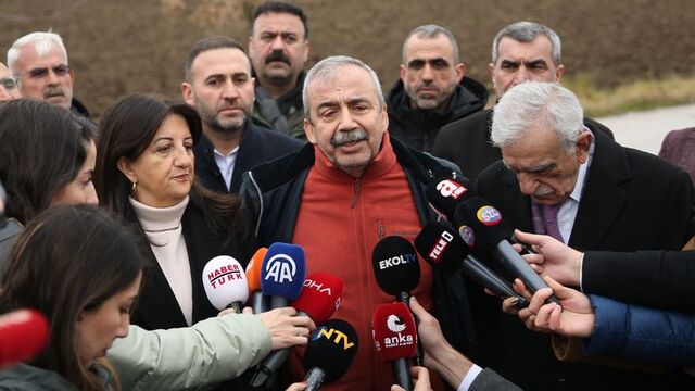 Terör örgütü PKK, çağrıyı kabul ettiğini ve ateşkes ilan ettiğini duyurdu